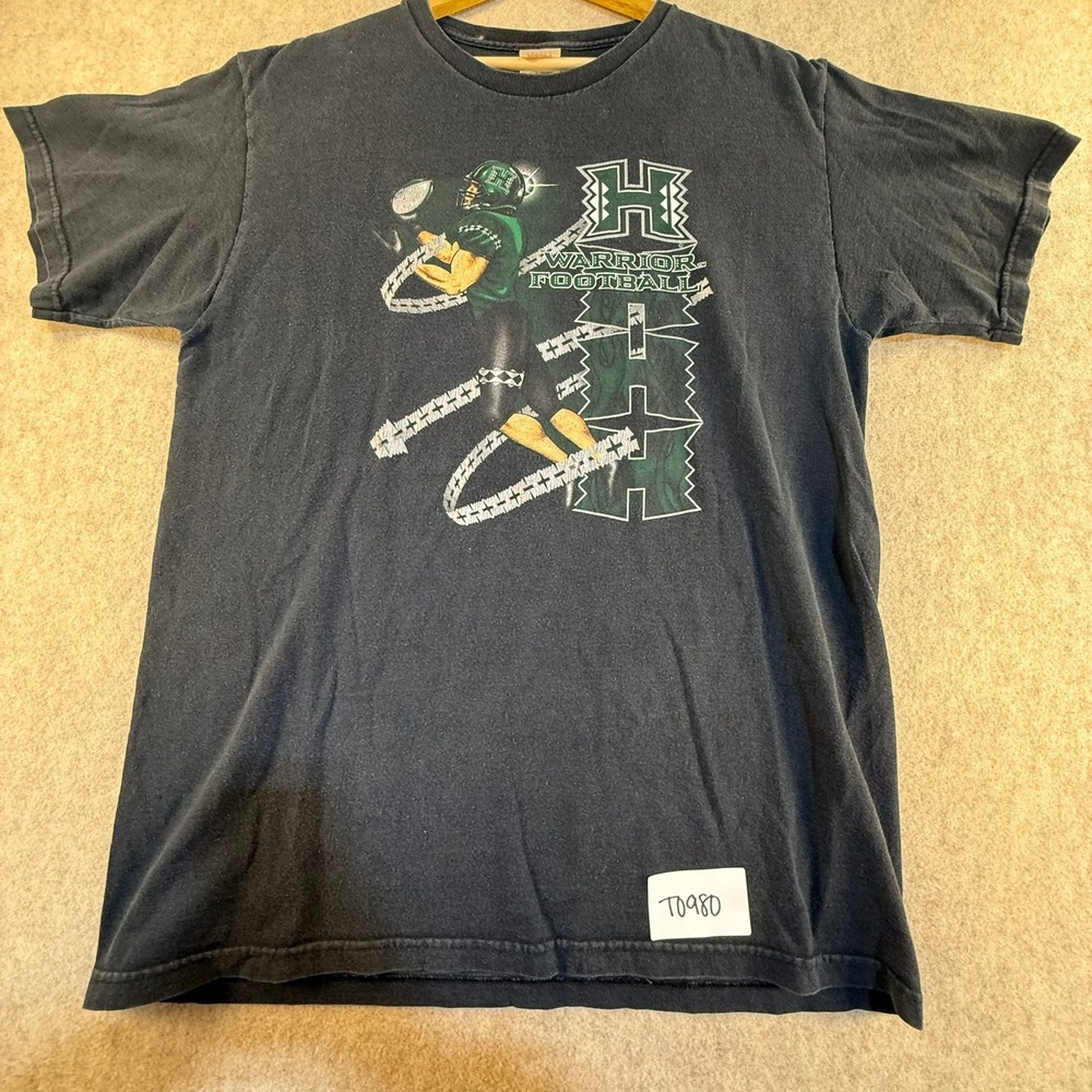 University of Hawaii Warrior Football T Shirt Mens Large Black Fruit of the Loom